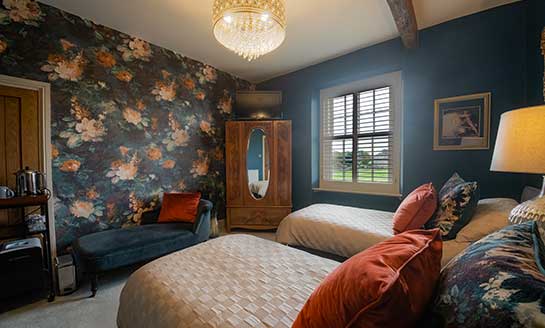 An image of a bedroom in a twin bed configuartion